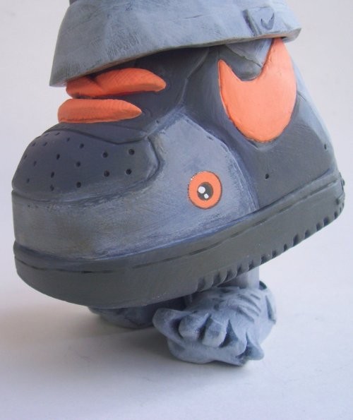 bmoviemonstershoe-4